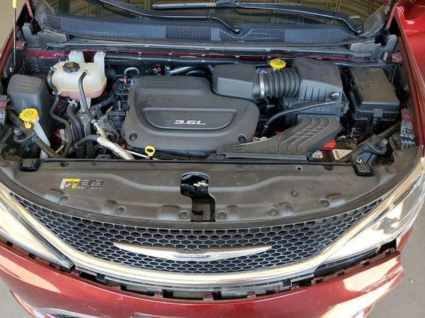 2017 CHRYSLER PACIFICA