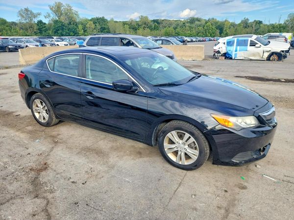 2013 ACURA ILX — Passenger 3/4