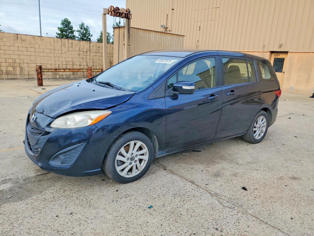 2015 MAZDA 5 Sport/GX — Front 3/4