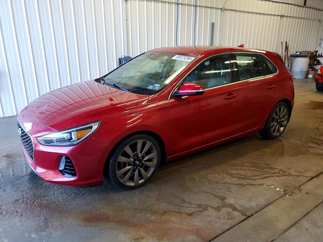 2018 HYUNDAI ELANTRA Elantra GT Sport — Front 3/4