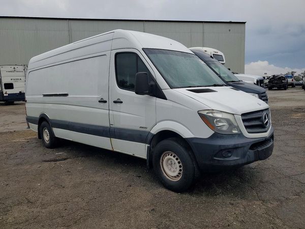 2015 MERCEDES-BENZ SPRINTER — Passenger 3/4
