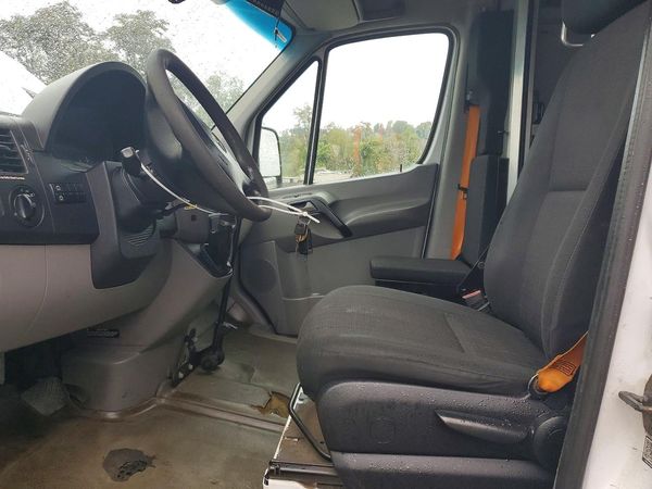 2015 MERCEDES-BENZ SPRINTER — DENT