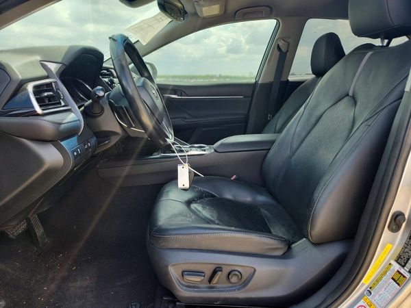 2018 TOYOTA CAMRY XSE — DENT