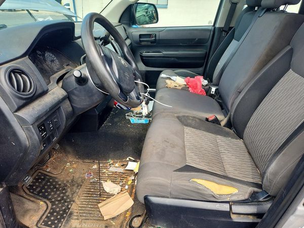 2014 TOYOTA TUNDRA SR5 — DENT