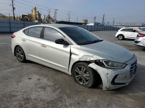 2018 HYUNDAI ELANTRA