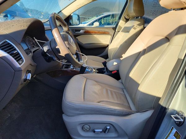 2017 AUDI Q5 quattro Premium Plus
