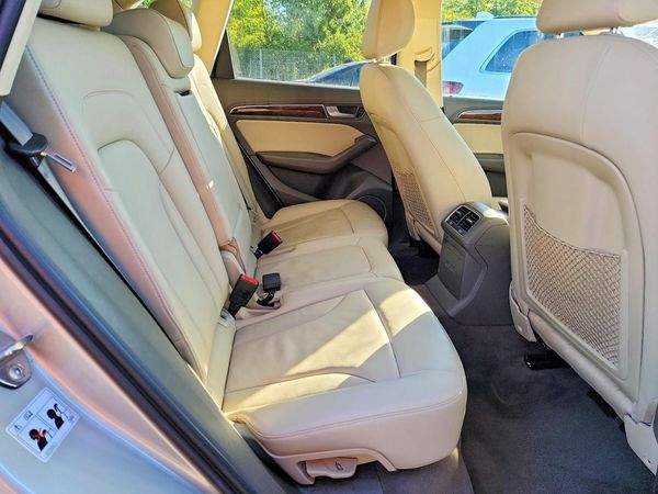 2017 AUDI Q5 quattro Premium Plus