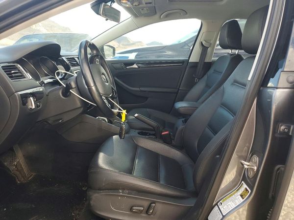 2017 VOLKSWAGEN JETTA SEL, SEL Premium