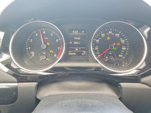 2017 VOLKSWAGEN JETTA SEL, SEL Premium