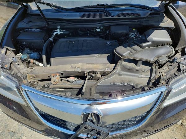 2014 ACURA MDX — Engine bay