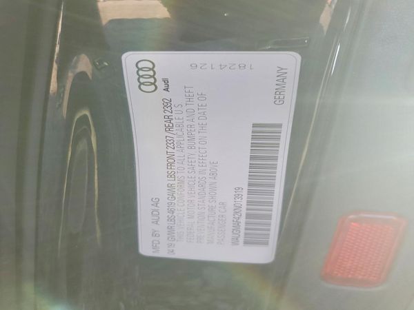 2019 AUDI A4 Premium, Titanium