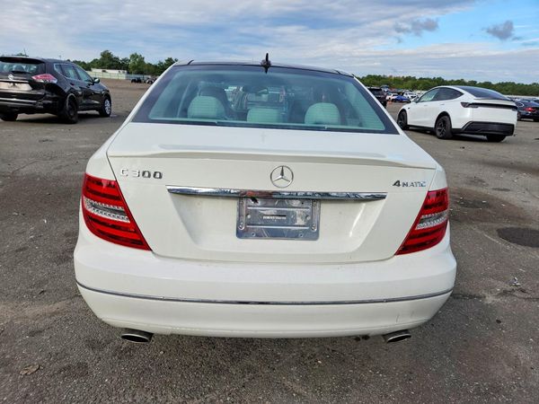 2012 MERCEDES-BENZ C — DIRR