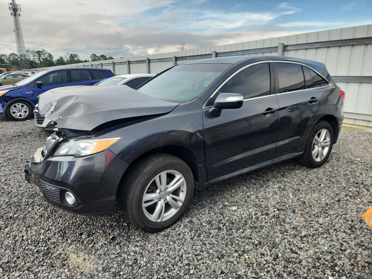 2014 ACURA RDX — Front 3/4