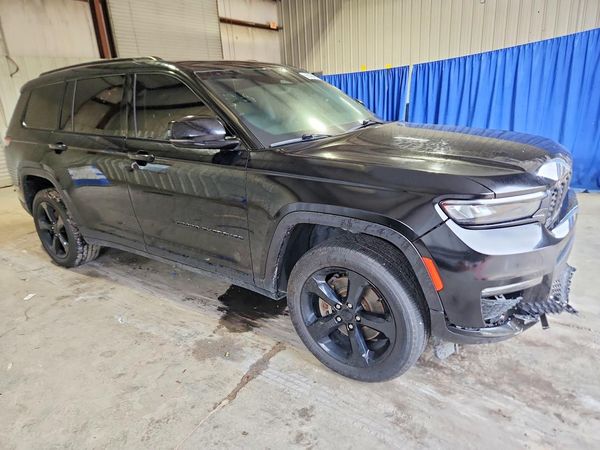 2023 JEEP CHEROKEE Limited — Passenger 3/4