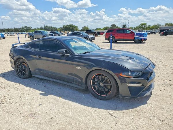 2023 FORD MUSTANG GT — Passenger 3/4
