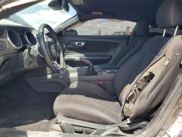 2023 FORD MUSTANG GT — DENT
