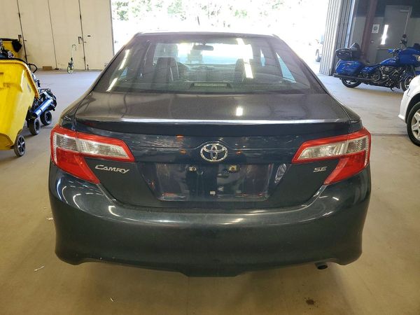 2013 TOYOTA CAMRY
