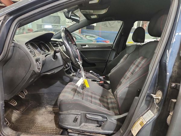 2020 VOLKSWAGEN GTI S, SE, Autobahn — DENT
