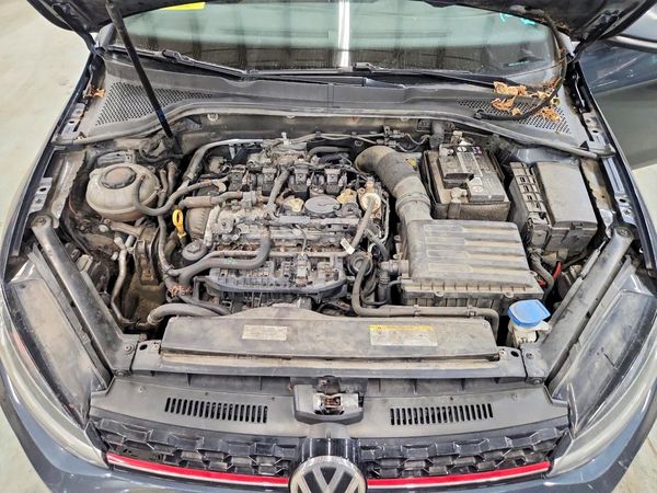 2020 VOLKSWAGEN GTI S, SE, Autobahn — Engine bay