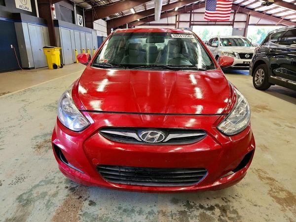 2013 HYUNDAI ACCENT GLS, GS