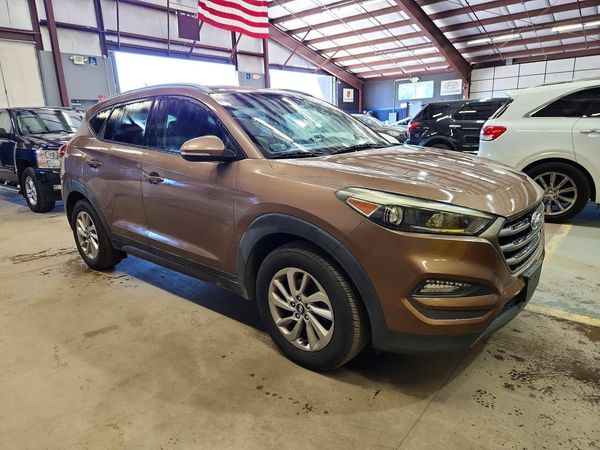 2016 HYUNDAI TUCSON