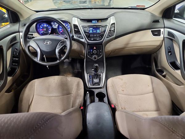 2016 HYUNDAI ELANTRA