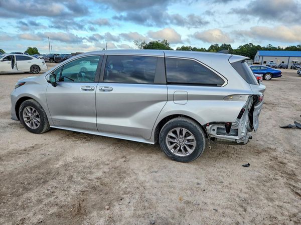 2021 TOYOTA SIENNA — DSRA