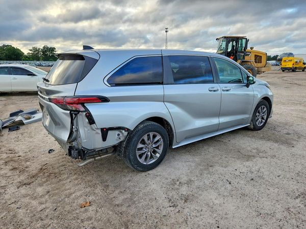 2021 TOYOTA SIENNA — PSRA