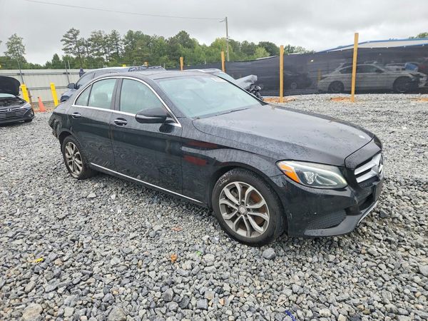 2016 MERCEDES-BENZ C C300-4M — Passenger 3/4