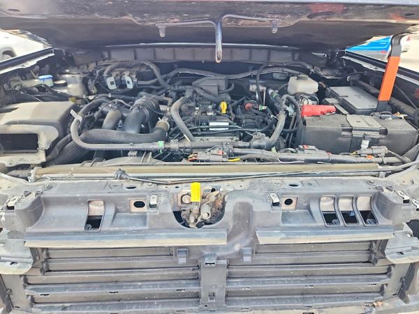 2021 FORD BRONCO — Engine bay