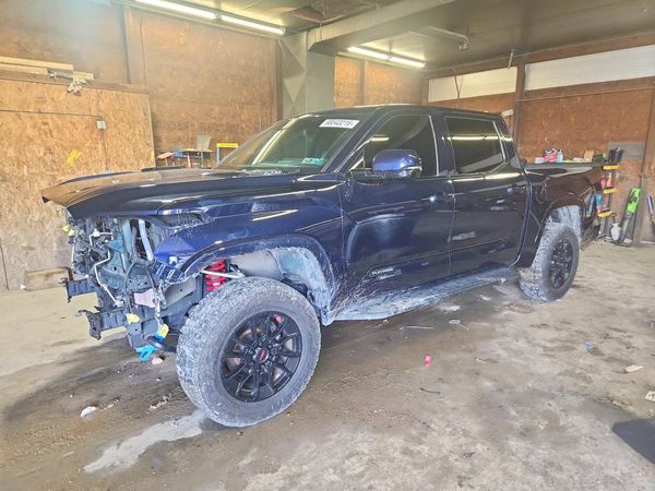 2024 TOYOTA TUNDRA — Front 3/4