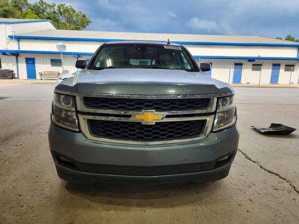 2015 CHEVROLET SUBURBAN LT
