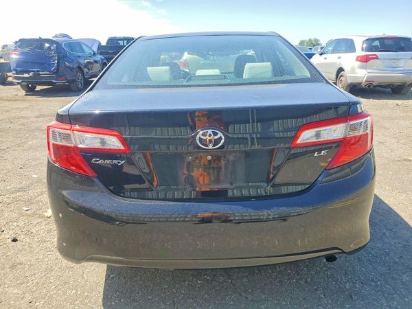 2012 TOYOTA CAMRY