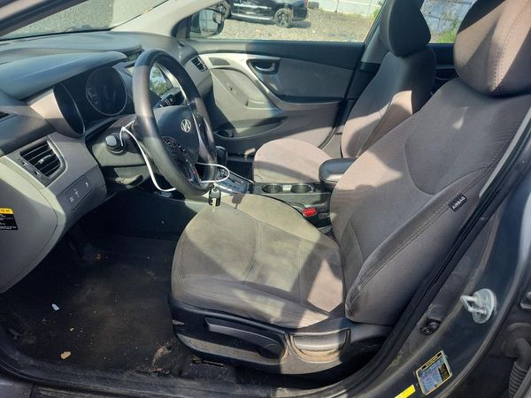 2013 HYUNDAI ELANTRA