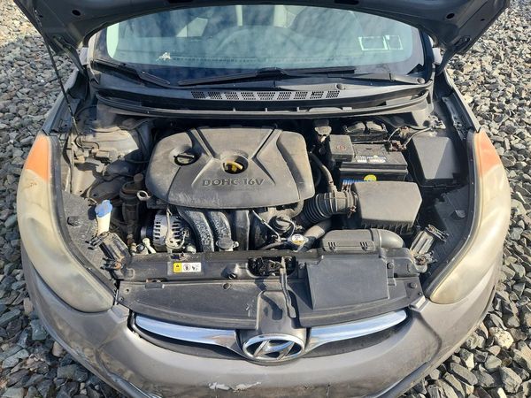 2013 HYUNDAI ELANTRA
