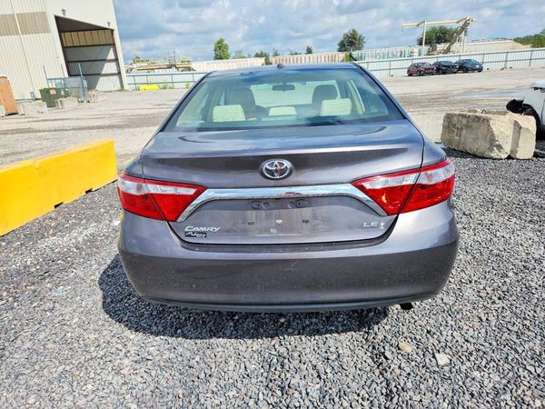 2015 TOYOTA CAMRY