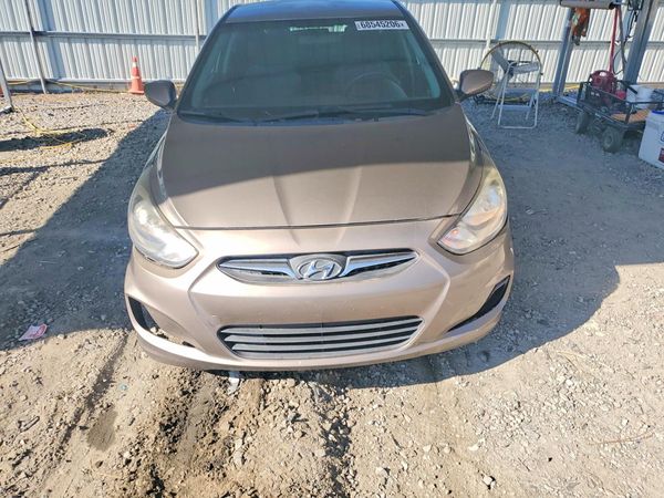 2013 HYUNDAI ACCENT GLS, GS