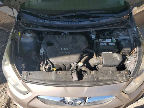 2013 HYUNDAI ACCENT GLS, GS