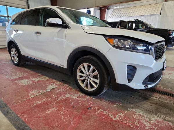 2019 KIA SORENTO L, LX, S — Passenger 3/4