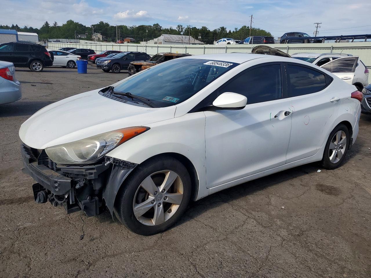 2013 HYUNDAI ELANTRA