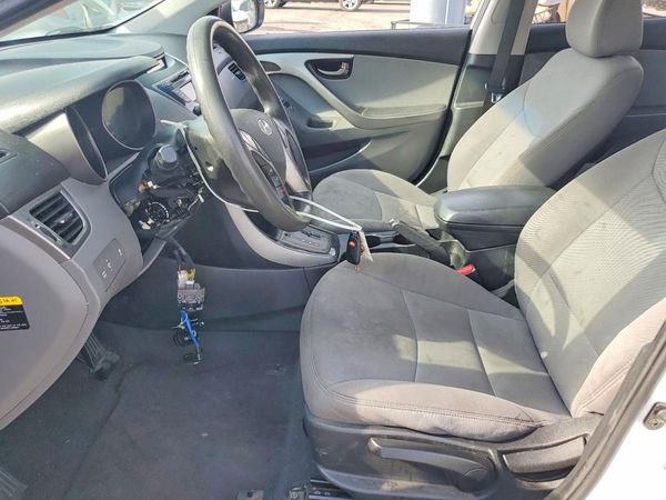 2013 HYUNDAI ELANTRA