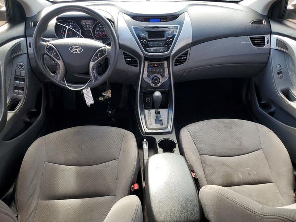 2013 HYUNDAI ELANTRA
