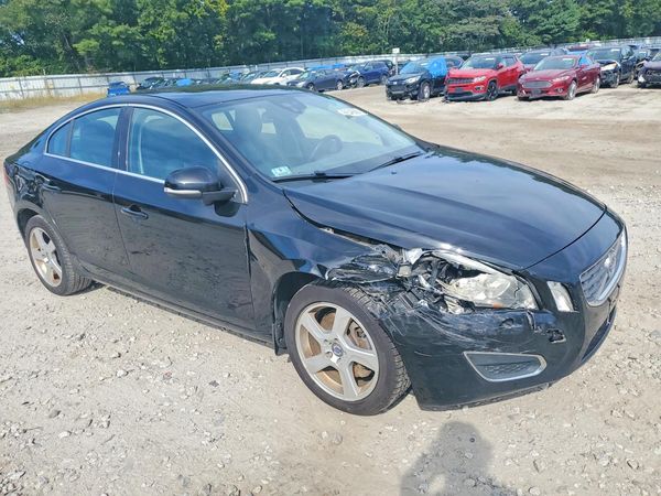 2012 VOLVO S60