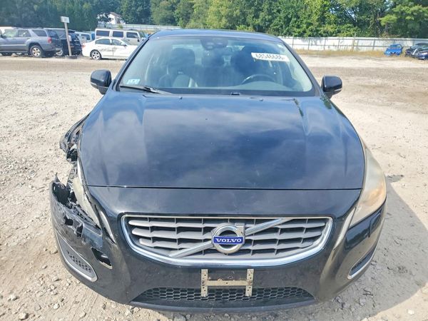 2012 VOLVO S60