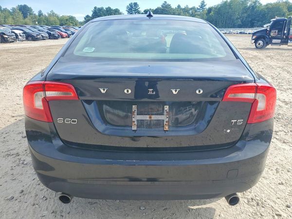 2012 VOLVO S60
