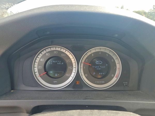 2012 VOLVO S60