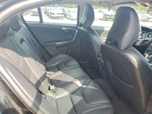2012 VOLVO S60