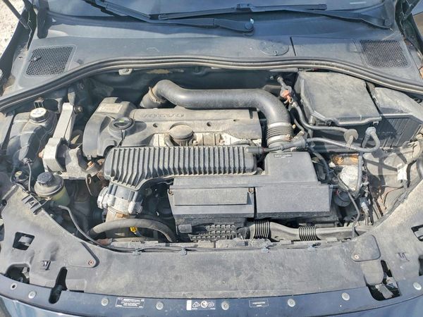 2012 VOLVO S60