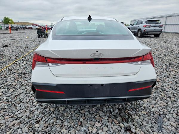 2025 HYUNDAI ELANTRA SEL Convenience — DIRR