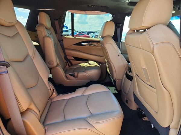 2020 CADILLAC ESCALADE